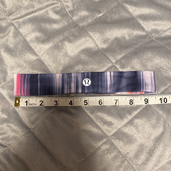 Lululemon headband - Picture 4 of 5